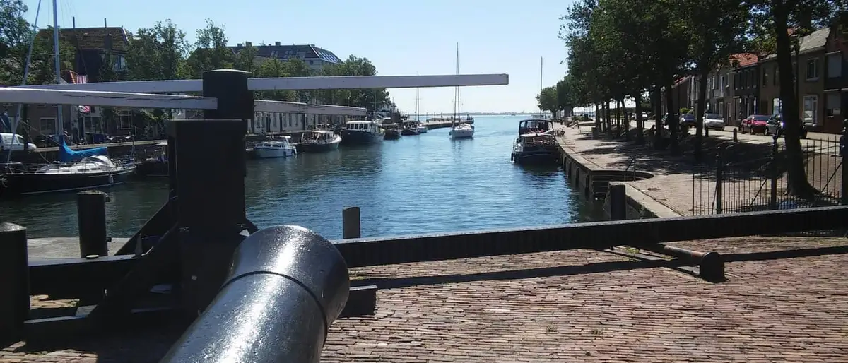 De haven van Hellevoetsluis