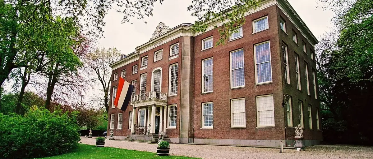 Een statig landhuis in Ridderkerk