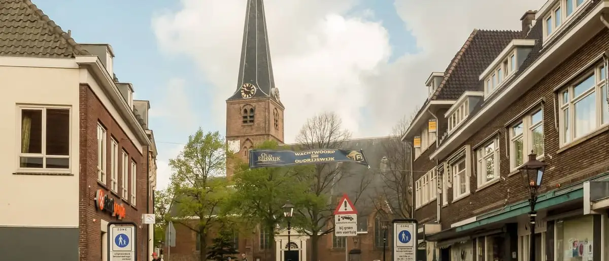 Het centrum van Rijswijk met de kerktoren