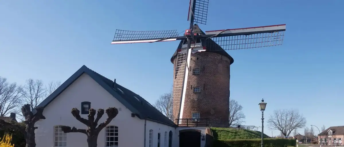 Een windmolen in Zevenaar